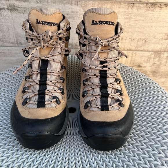 La Sportiva Thunder GTX Gore-Tex Hiking Boots Size 6.5 - Picture 3 of 9